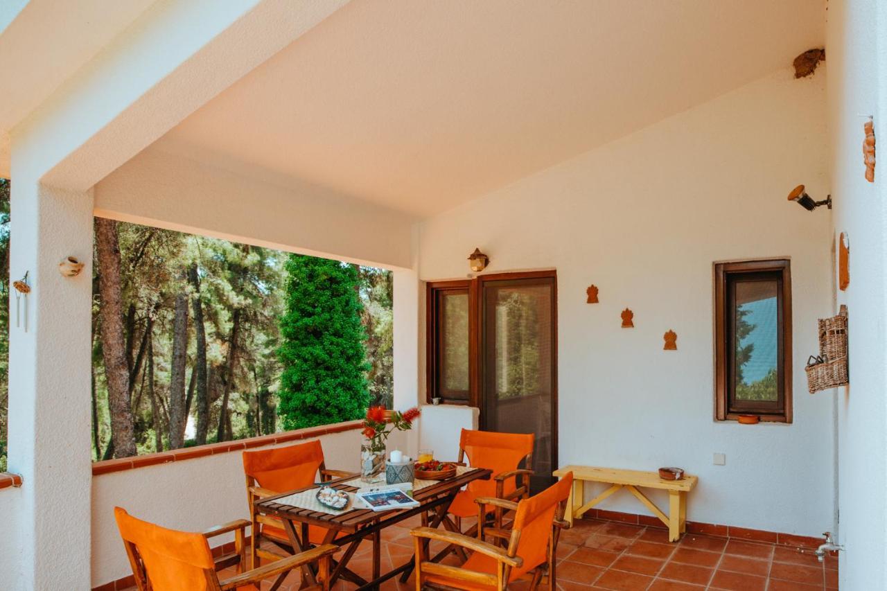 Beautiful Summerhouse In Sani'S Pine Forest Sani  Exterior foto